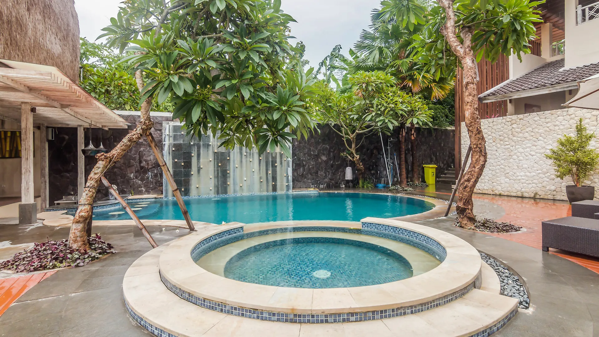 Zen Rooms Kerobokan Umalas I Seminyak